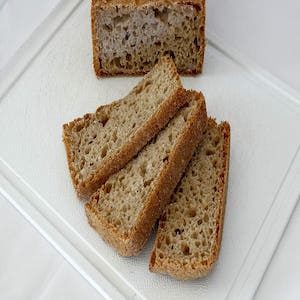 pane con farina di canapa